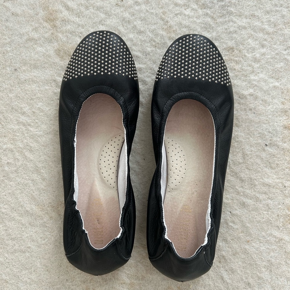 Ninette Italian leather Black Studded Toe Ballet Flats 7 or 38